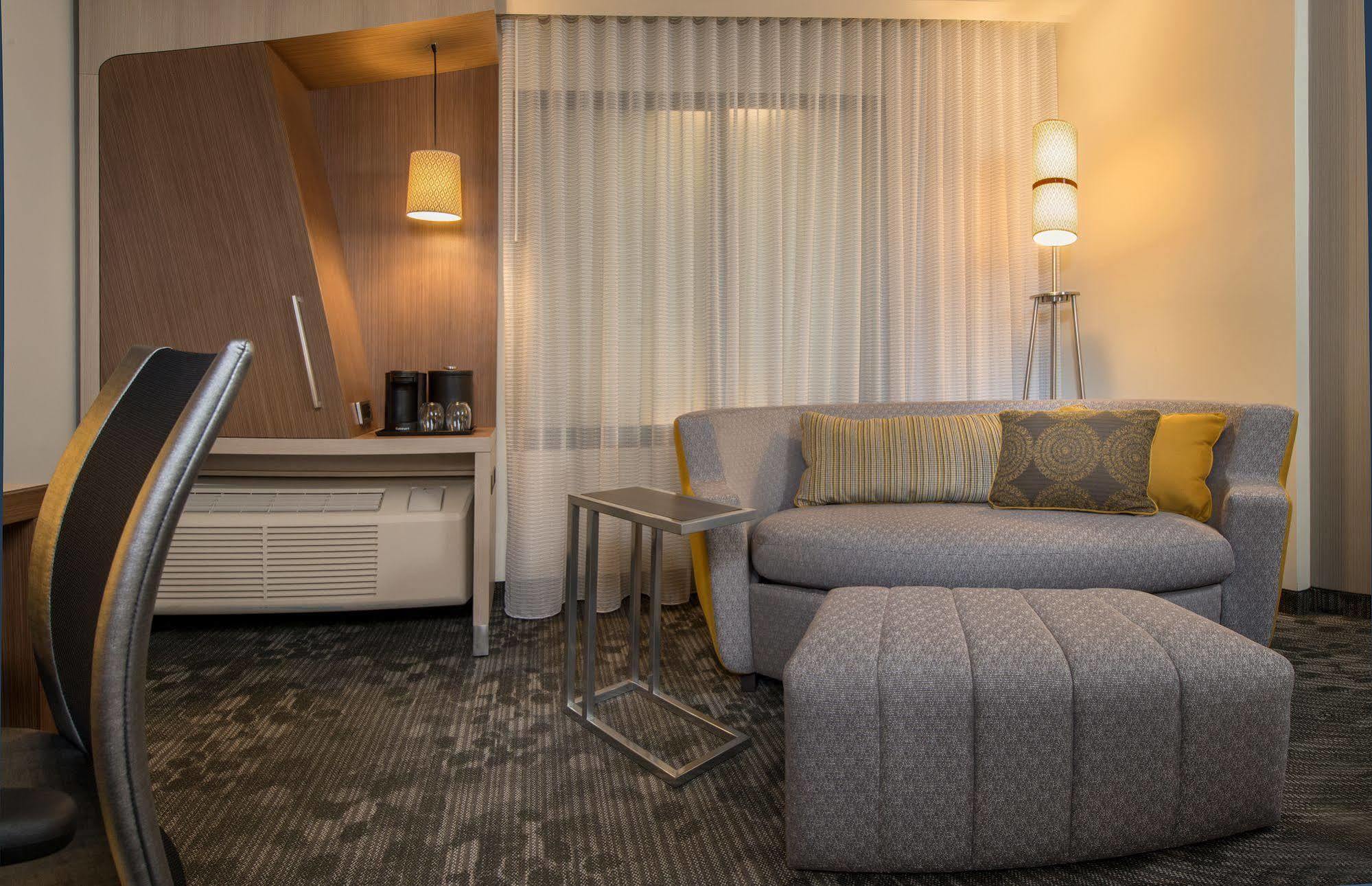 Courtyard By Marriott San Diego El Cajón Exterior foto
